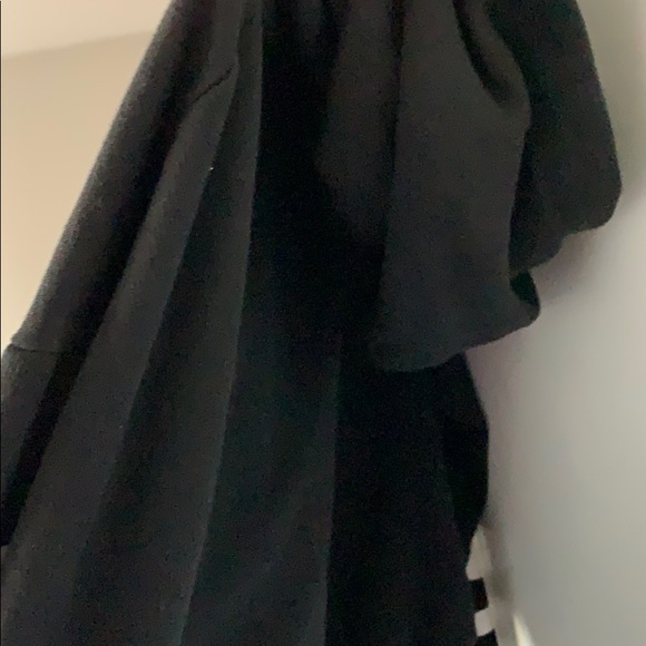 Barely Used CROP TOP A Little Oversized Sweater - Picture 5 of 5